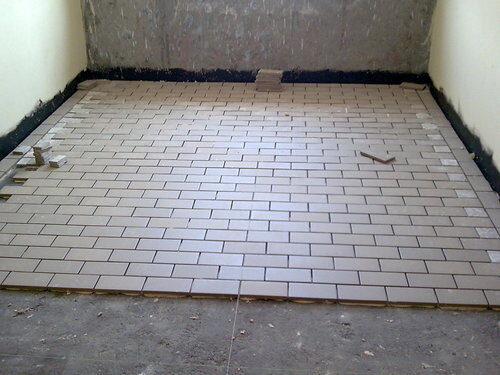 Acid proof clay brick lining inside a tank